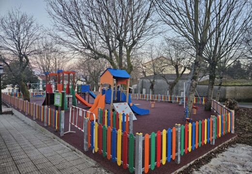 O Concello de Boqueixón inaugurará mañá venres o novo parque infantil de Lestedo co espectáculo “Brinca vai!” de Paco Nogueiras
